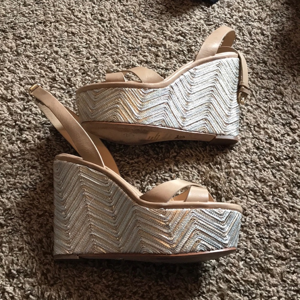 VC Signature Wedges - Picture 2 of 4